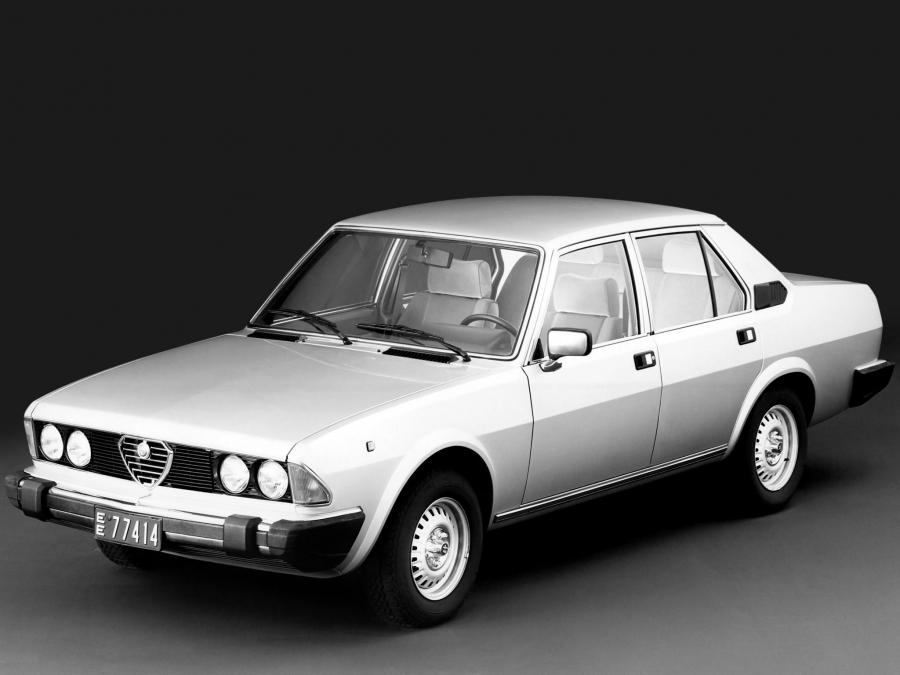  Alfa Romeo Alfa 6 (119) 1979 года  (фото 14 из 25)